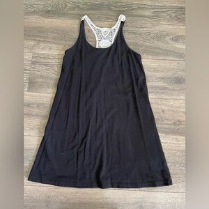 Sz S tank tunic with crochet Lace Accent